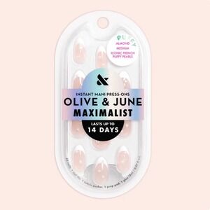 Olive & June Maximalist Press-On Nails Medium Almond Iconic French Puffy Pearls